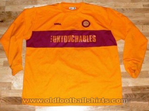 Motherwell Home football shirt 2002 - 2004