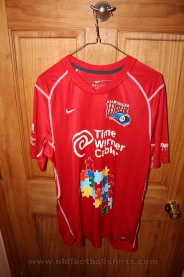 Milwaukee Wave Unknown shirt type (unknown year)