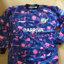 St Mirren Home football shirt 1998 - 1999 sponsored by Arriva