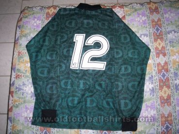 América Mineiro Goalkeeper football shirt 1995