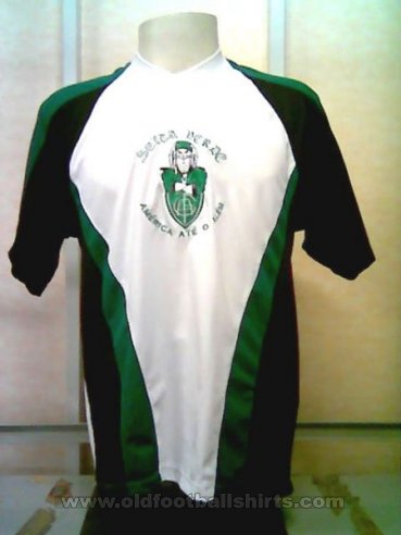 América Mineiro Training/Leisure football shirt 1985