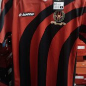 Home football shirt 2009