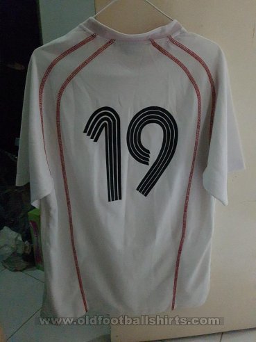 Gombak United FC  Home football shirt 2006