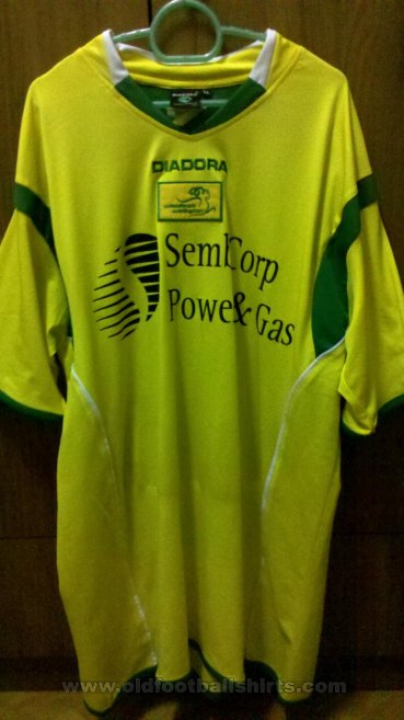 Woodlands Wellington FC  Home football shirt 2008