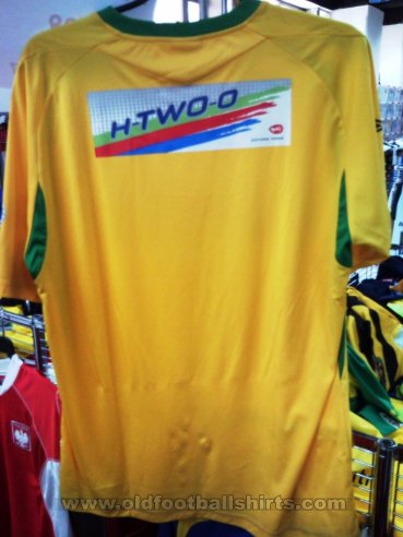 Woodlands Wellington FC  Home football shirt 2010