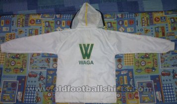 Woodlands Wellington FC  Training/Leisure football shirt 2013 - 2014