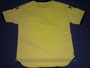 Woodlands Wellington FC  Third football shirt 2013