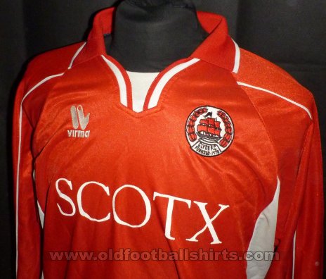 Clyde Away football shirt 2002 - 2003