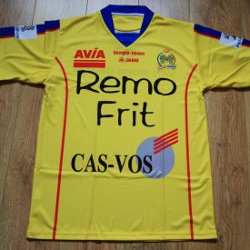 Waasland Beveren Home football shirt 2010 - 2011 sponsored by Remo Frit