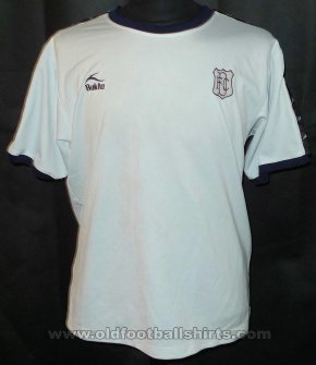 Dundee Training/Leisure football shirt 2000 - 2008