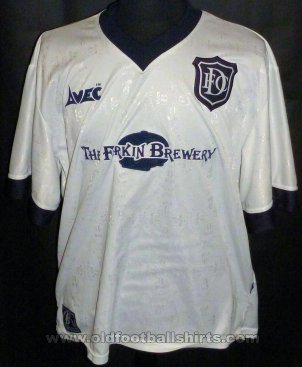 Dundee Away football shirt 1997 - 1998