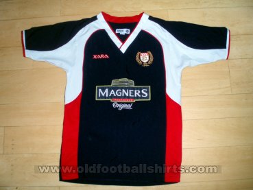 Dundee Home football shirt 2004 - 2005
