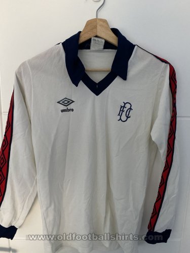 Dundee Away football shirt 1980 - 1983