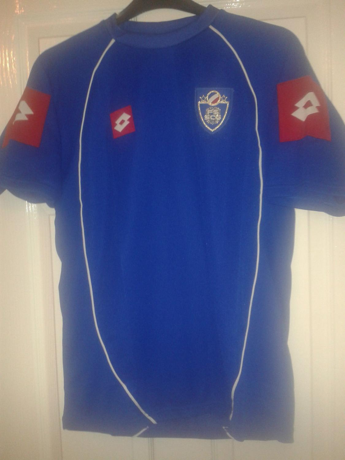 Serbien und Montenegro 2006 Auswärts-Trikot