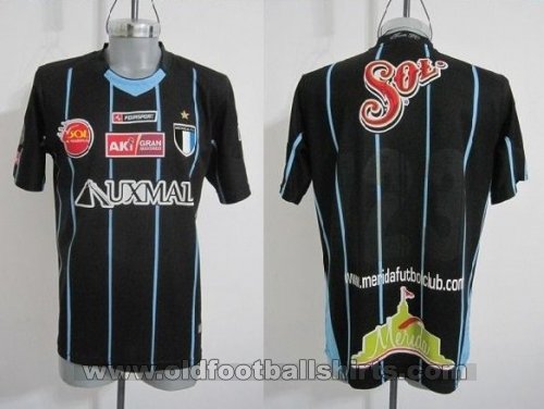 Venados F.C. Away football shirt 2010 - 2011