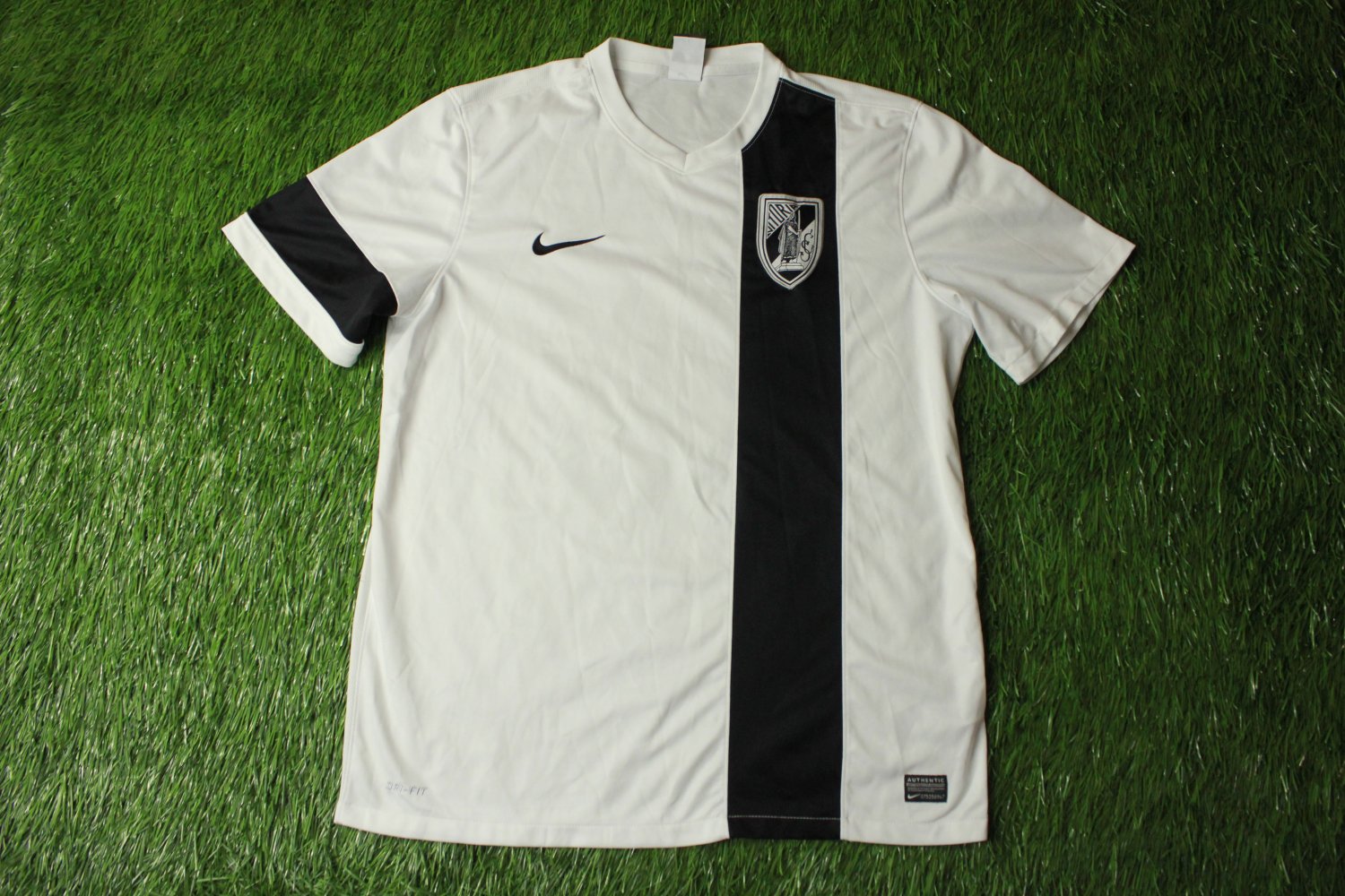 Vitoria Guimaraes Extérieur Maillot de foot 2001 - 2002