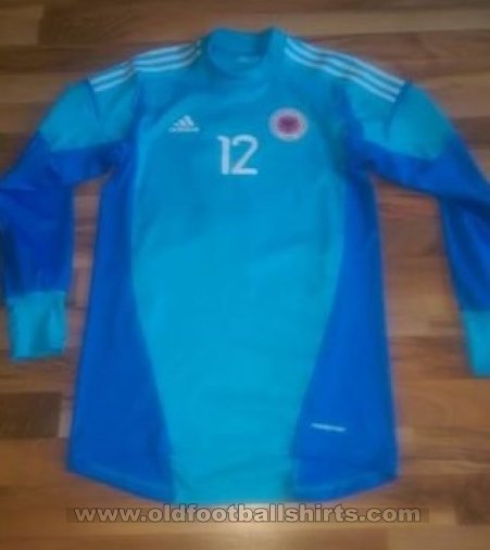Albania Goalkeeper football shirt 2013 - 2014