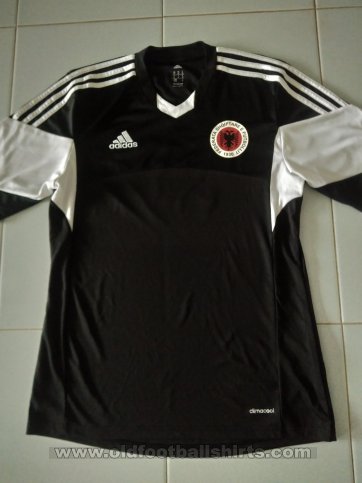 Albania Third football shirt 2014 - 2016