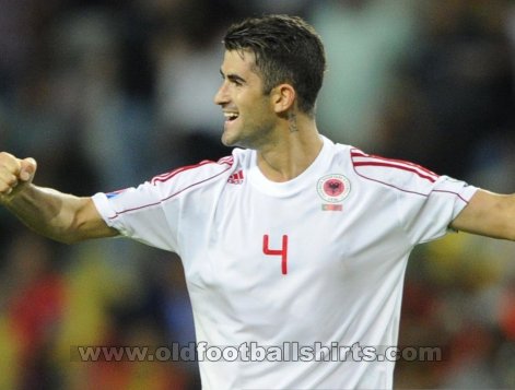 Albania Away football shirt 2013 - 2014