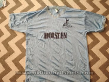 Tottenham Hotspur Training/Leisure football shirt 1983 - 1984
