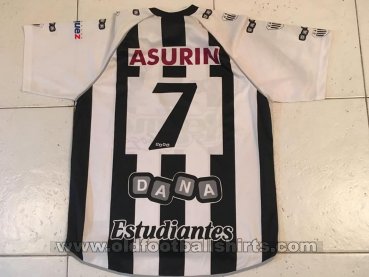 Estudiantes (BA) Home football shirt 2001 - 2002