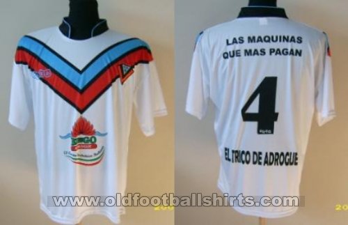 Club Atletico Brown  Away football shirt 2009