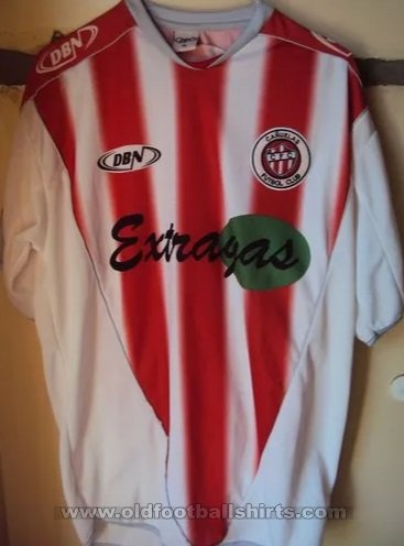 Canuelas FC Home football shirt 2005 - 2006
