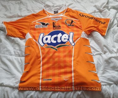 Stade Lavallois Mayenne FC Home football shirt 2011 - 2012