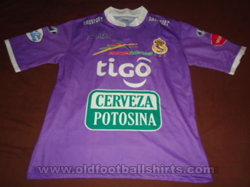 Real Potosi Home football shirt 2015