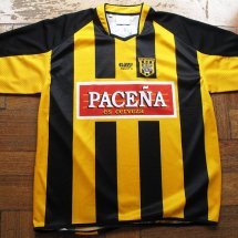 The Strongest La Paz Home football shirt 2005 sponsored by Pacena