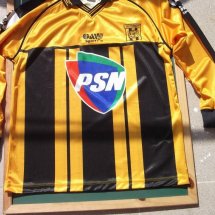 The Strongest La Paz Home football shirt 2003 - 2004 sponsored by PSN