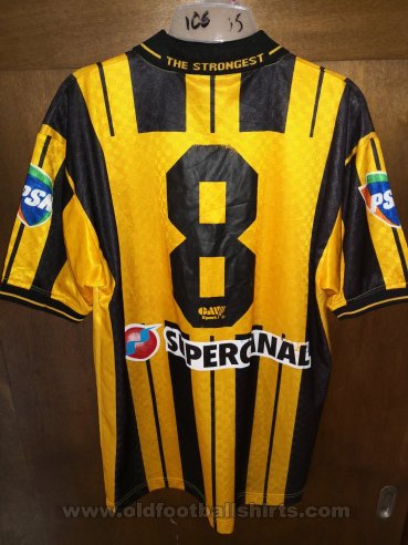 The Strongest La Paz Home football shirt 2001