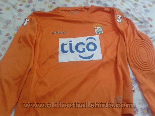 Oriente Petrolero Goalkeeper football shirt 2009