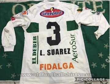 Oriente Petrolero Away football shirt 2010