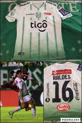 Oriente Petrolero Away football shirt 2015