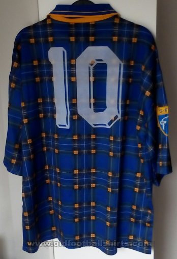 St Johnstone Third football shirt 1994 - 1995