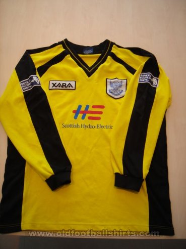 St Johnstone Special football shirt 2000 - 2001