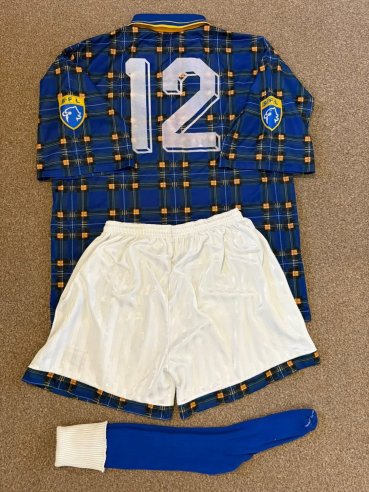 St Johnstone Third football shirt 1995 - 1996