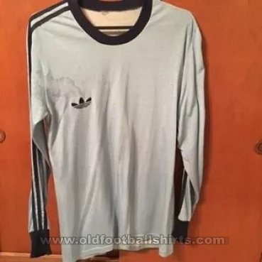 Racing de Cordoba Away football shirt 1981
