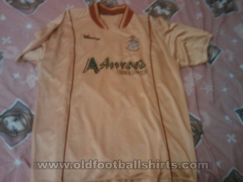 Taunton Town Away football shirt (unknown year)