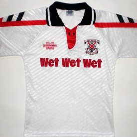 Clydebank Home football shirt 1993 - 1995 sponsored by Wet Wet Wet