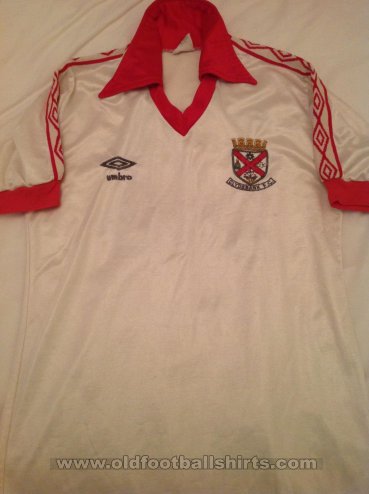 Clydebank Home football shirt 1979 - 1982