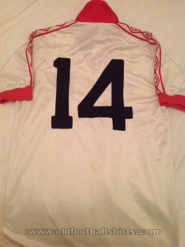 Clydebank Home football shirt 1979 - 1982