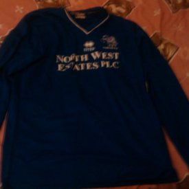 Marlow FC Home baju bolasepak (unknown year) sponsored by North West Estates PLC