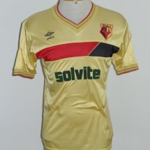 Watford Home camisa de futebol 1985 - 1988 sponsored by Solvite