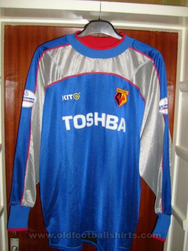 Watford Goalkeeper football shirt 2001 - 2002