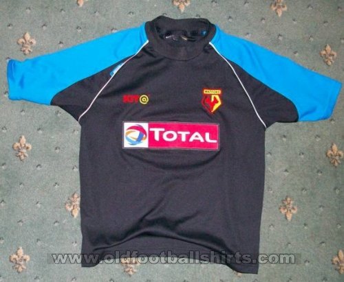 Watford Latihan/luangan baju bolasepak 2001 - ?
