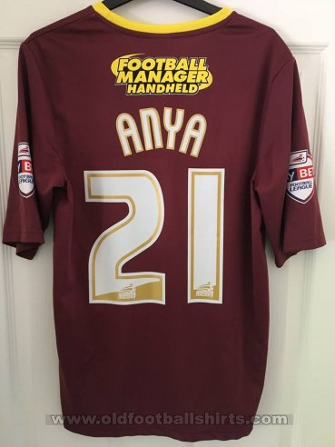 Watford Dış Saha futbol forması 2013 - 2014