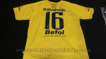Club Comunicaciones Home football shirt 2009 - 2010