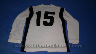 Deportivo Armenio Home football shirt 1975